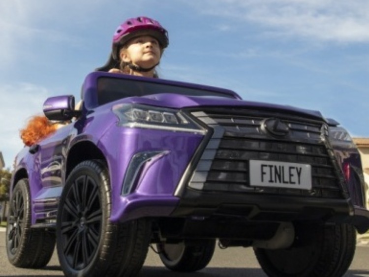 Lexus LX - specjalny egzemplarz dla dziecka z niepełnosprawnością